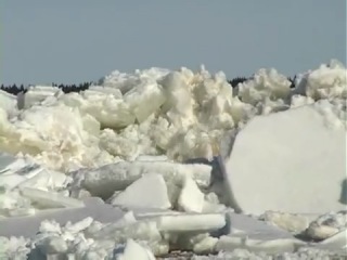 Ледоход на реке Печора